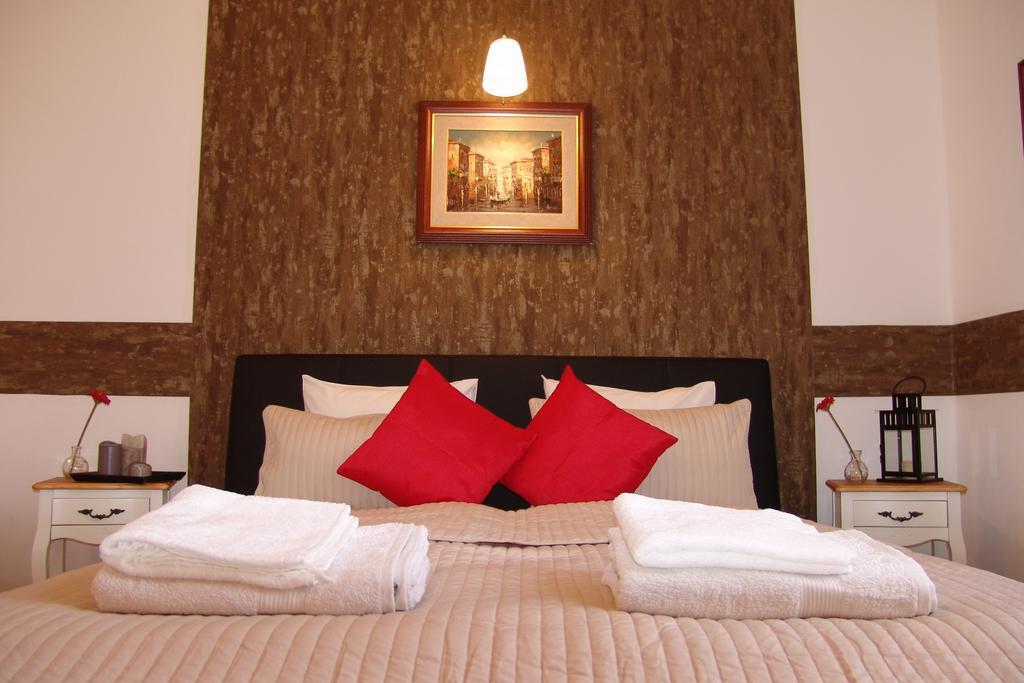 Romantic Centrum Apartman Budapeszt Zewnętrze zdjęcie