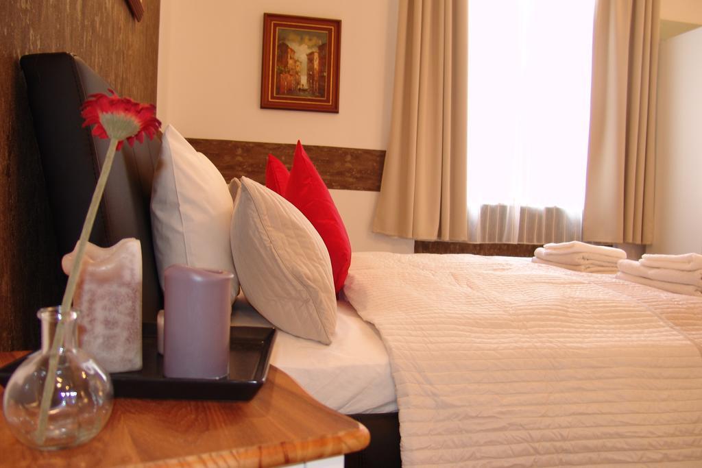Romantic Centrum Apartman Budapeszt Zewnętrze zdjęcie